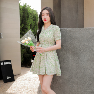 绿色碎花雪纺矮小个子连衣裙2025新款女夏高腰高级感短款漂亮裙子