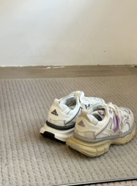 Trends！谁懂！！真的很难对好看的老爹鞋说不！