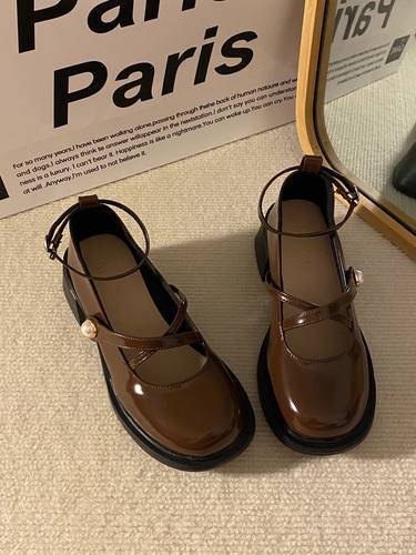 复古鞋棕色玛丽珍好好看～