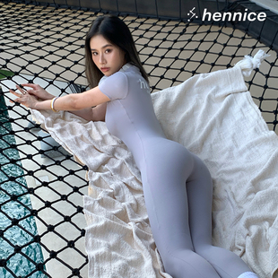 性感辣妹塑形连体衣运动速干健身服骑行服 Hennice户外时尚