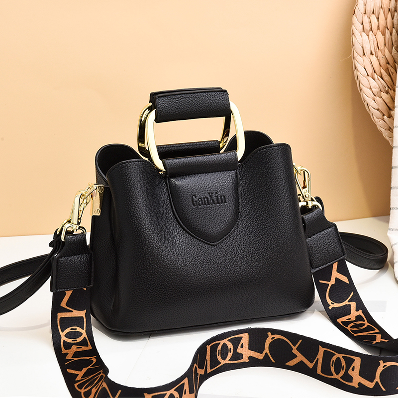 品牌精选轻奢时尚软皮包包