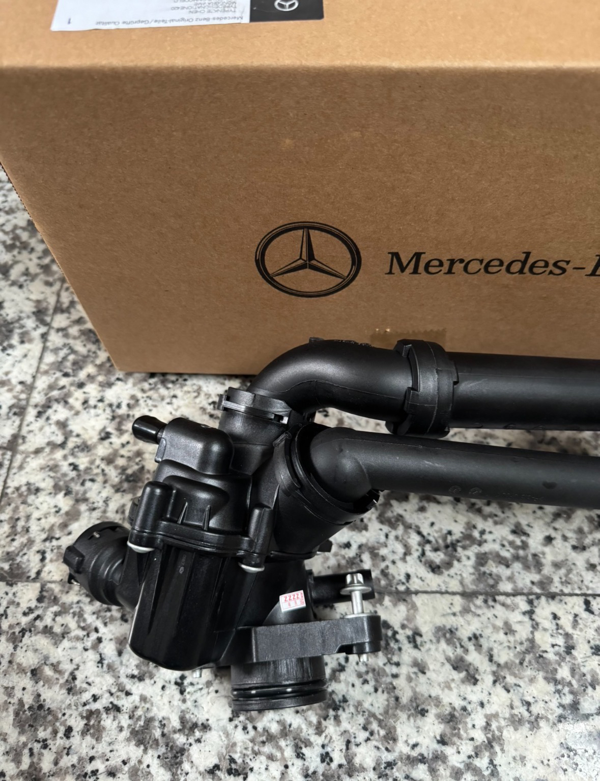 适用奔驰M274GLK260 GLA GLC C180 C200 E260 E280A200GLE节温器