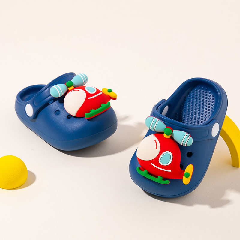 儿童拖鞋男童夏季新款居家耐磨软底幼儿包头室内防水宝宝洞洞鞋女