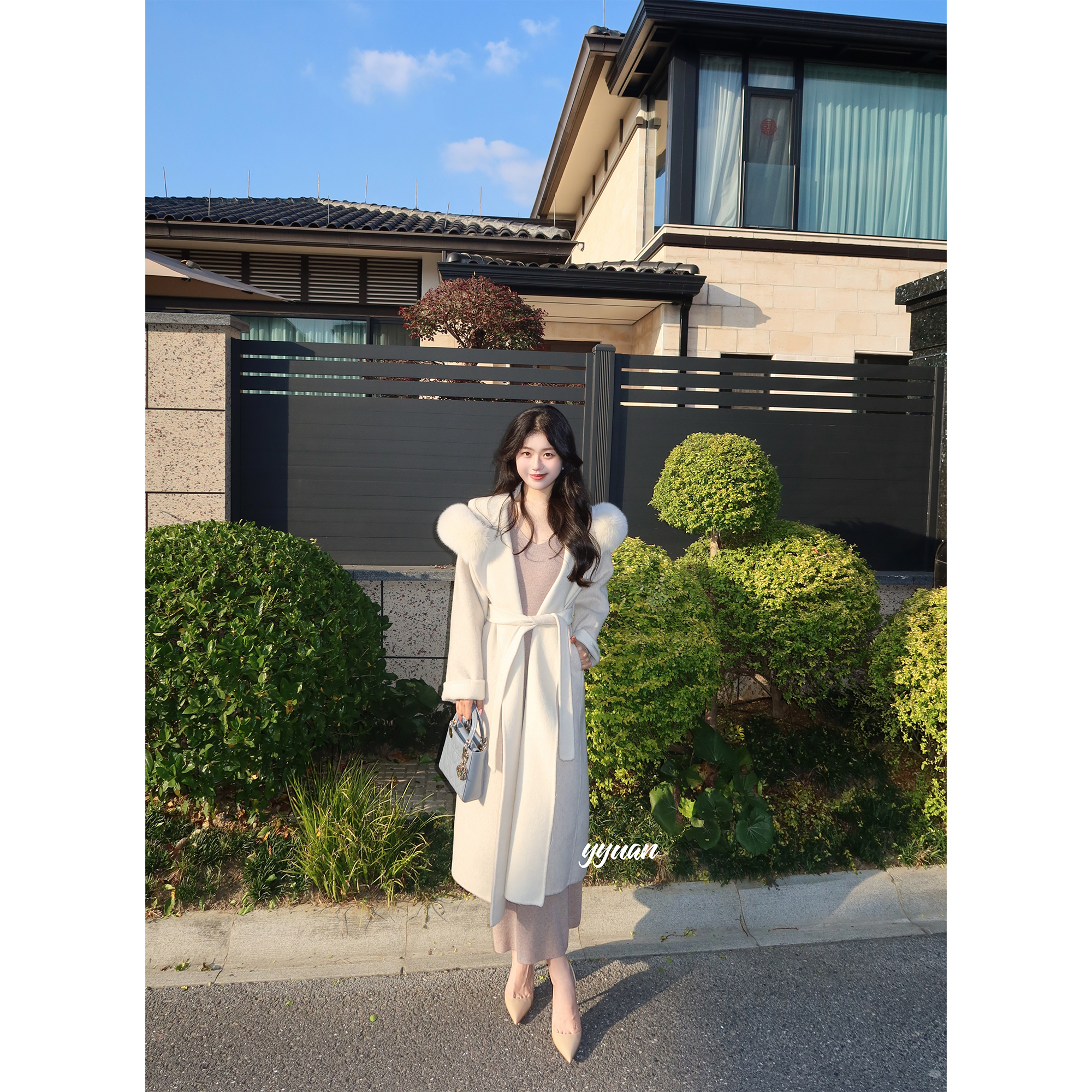圆圆媛er 心动信号/燕麦奶白双面毛呢高级气质狐狸毛领大衣外套