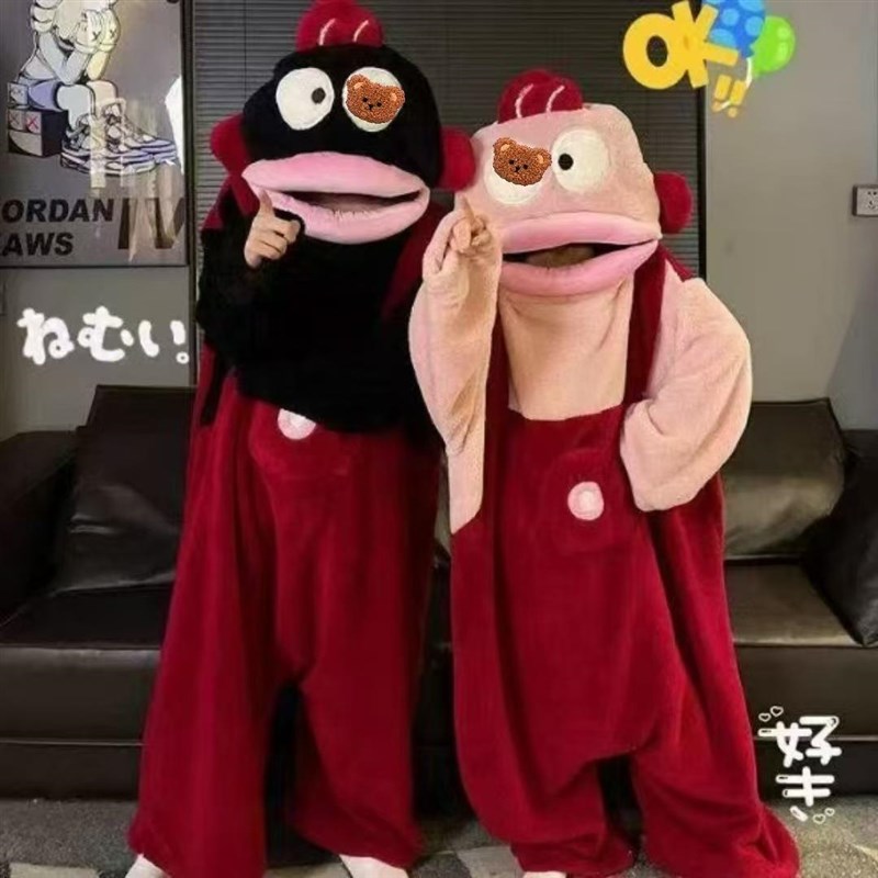 丑鱼睡衣搞e怪可爱汉顿连体情侣睡袍男女冬季加厚珊瑚绒卡通家居