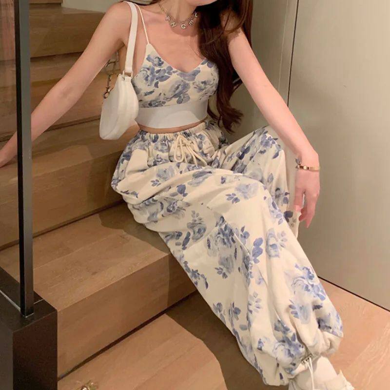 Printed halter tank top and ankle pantsuit吊带背心束脚裤套装 - 实物图