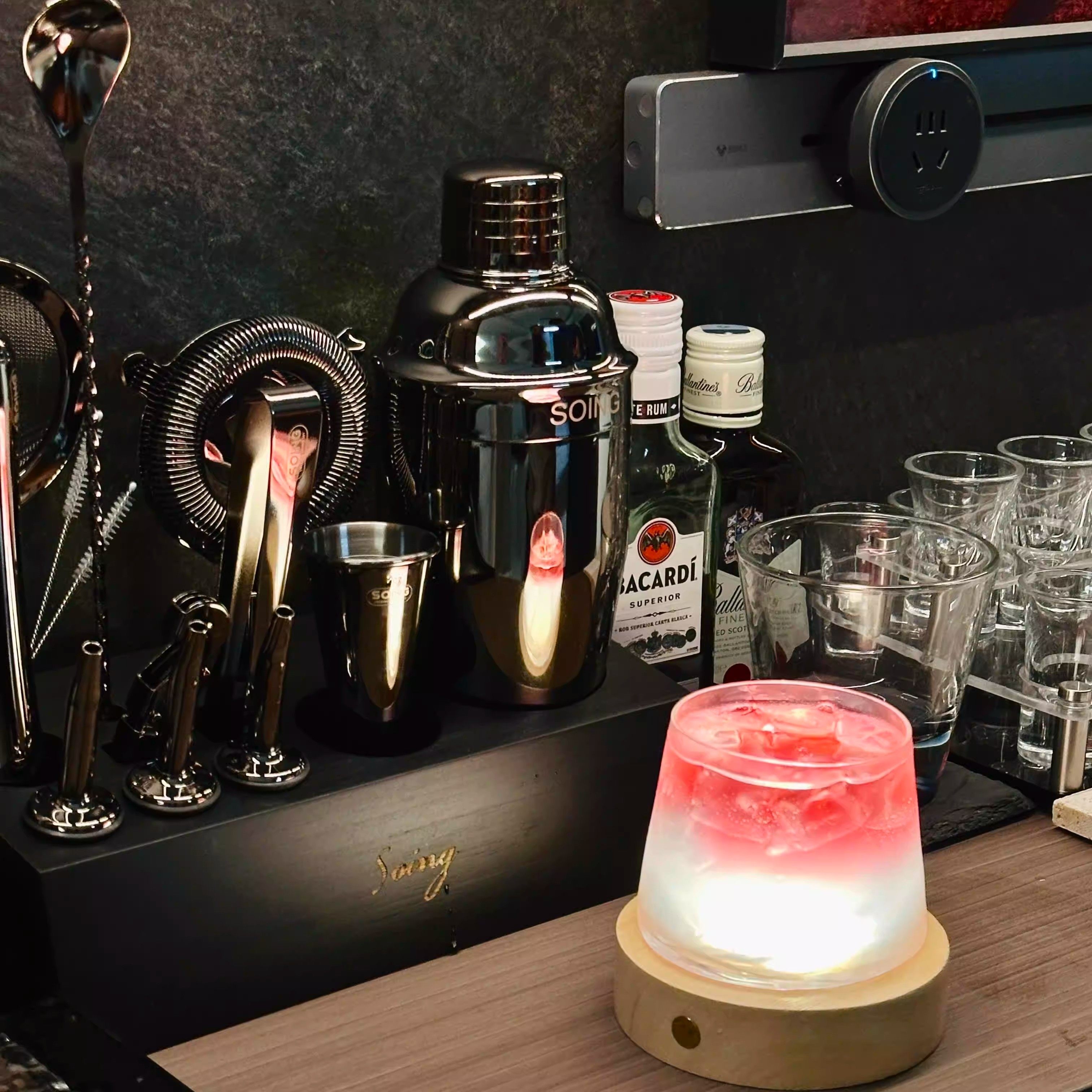 发光底座灯杯子酒杯发光杯垫实木圆形LED调酒氛围灯充电款鸡尾酒