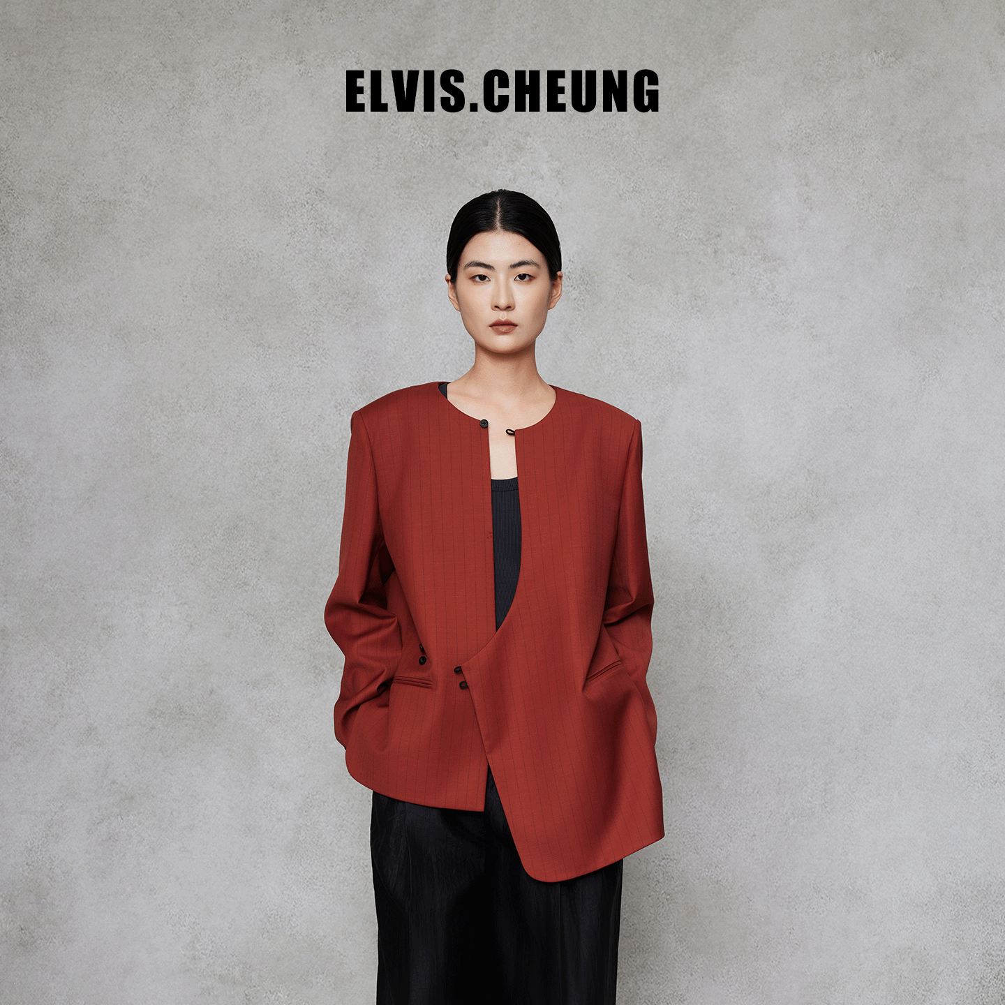 ELVIS.CHEUNG曲襟圆领外套