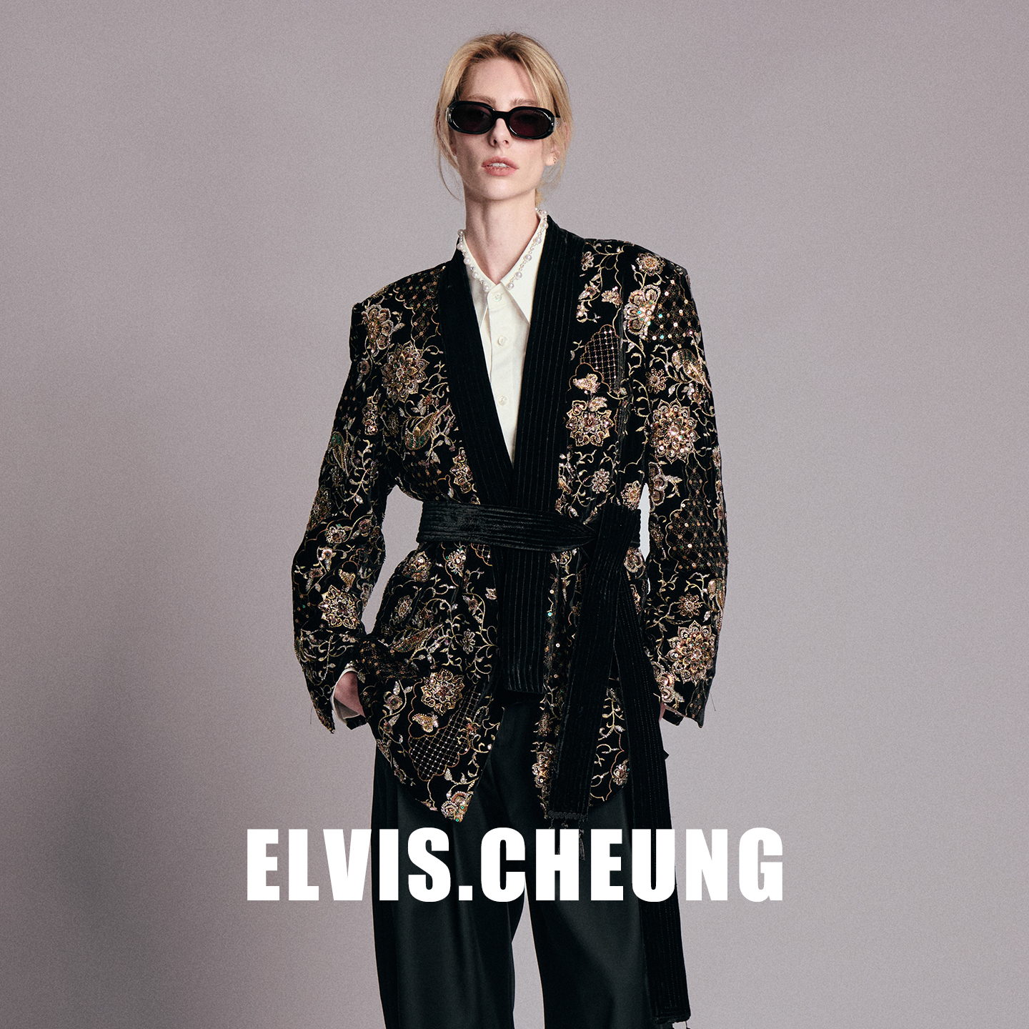 ELVIS.CHEUNG丝绒宝相绣花短外套
