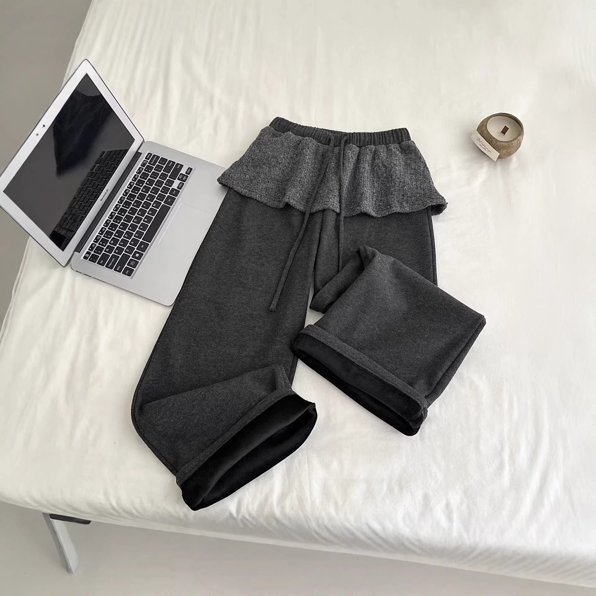 深灰色加绒卫裤休闲窄版直筒裤子冬加厚女长裤宽松裤裙屁帘裤外穿
