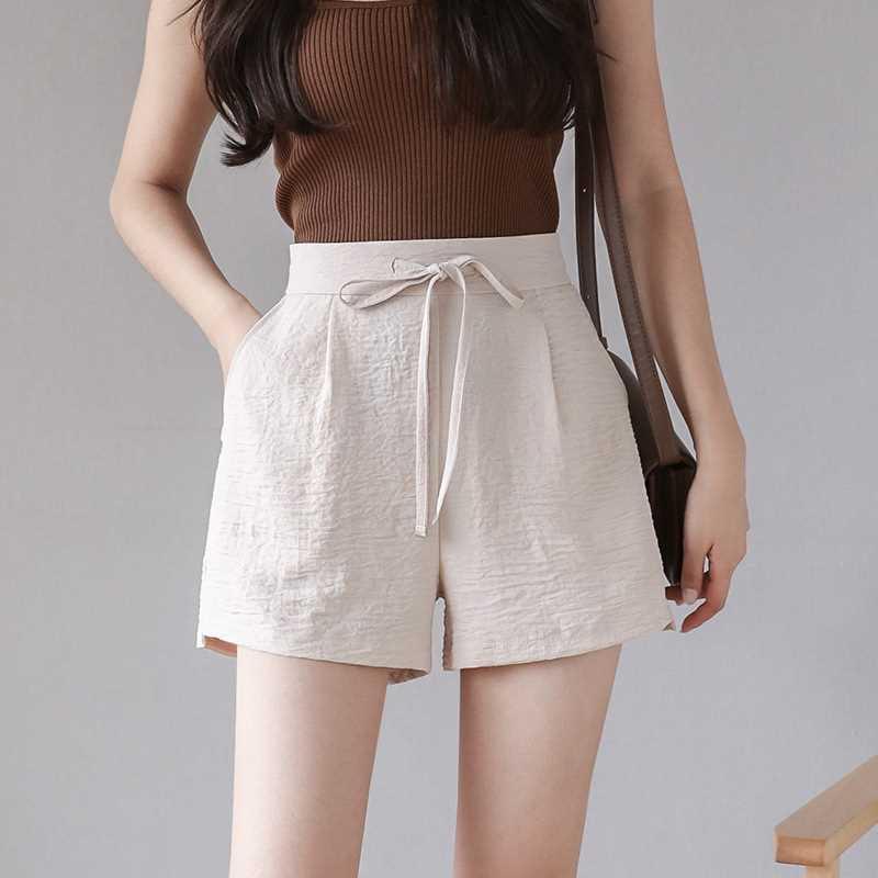 Korean version of chiffon shorts with high waist and wide le