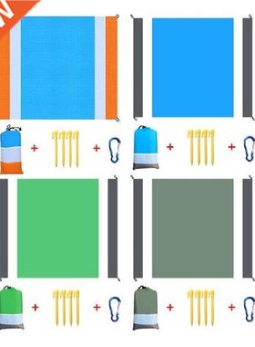T4MF Portable Beach Blanket with 4 Stakes Carabiner