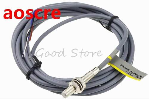 1PCS Especially small E2E-X1C1 E2E-X11 E2E-CR8C1 E2E-CR81
