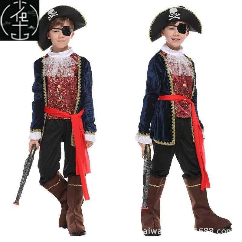 Halloween children play captain's clothes sailor costume Pir