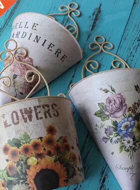 1Pcs Plastic Wall Hanging Flower Vase Pot Wall Flower Basket