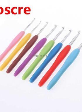 8Pcs Crochet Needles 2.5-6mm Rubber Handle Hooks Knitting Se