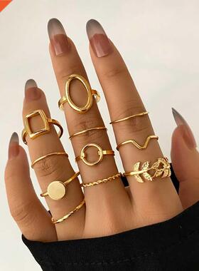 Vintage Gold Geometric Hollow Metal Knuckle Ring Set For Wom