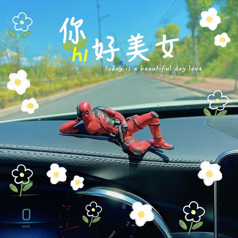 小贱贱死侍汽车摆件漫威
