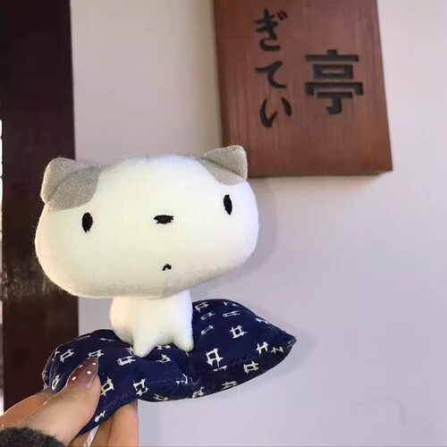 古早味草纸猫毛绒玩偶挂件 卡通猫咪玩具 高颜值包包钥匙扣小挂饰