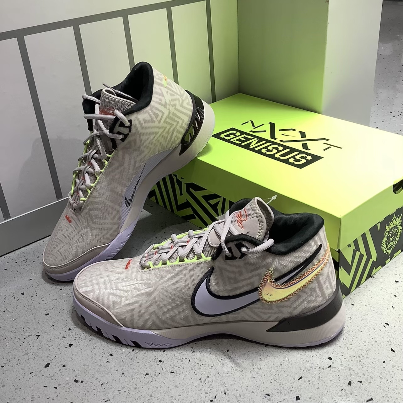 Nike LeBron NXXT Genisus EP 柔软舒适 中帮 HF0711-005杭州12仓