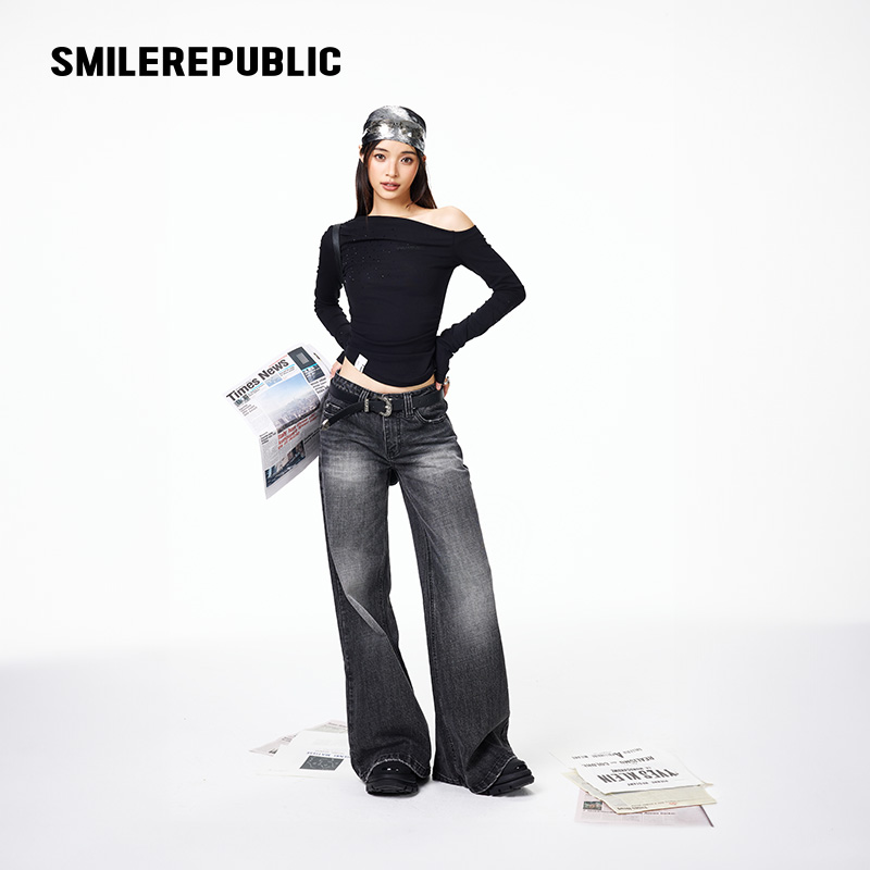 smilerepublic仿钻露肩针织衫
