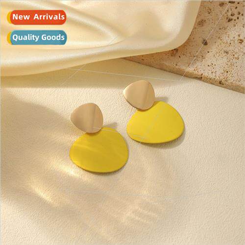 Personalized fashion versatile high-level sense spray paint