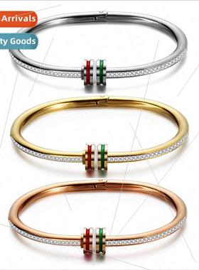 Europe mple Tanium Steel Women Bracelet Tricolor Stripe Drip