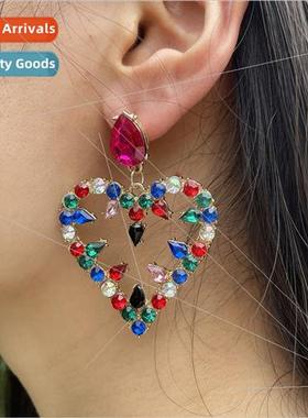 2022 Europe new alloy inlaid diamond heart-shaped earrings f