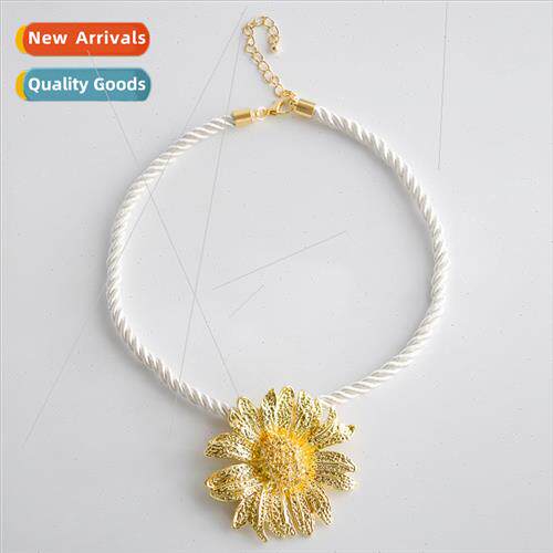 Europe retro irregular sun flower earrings fashion metal sen