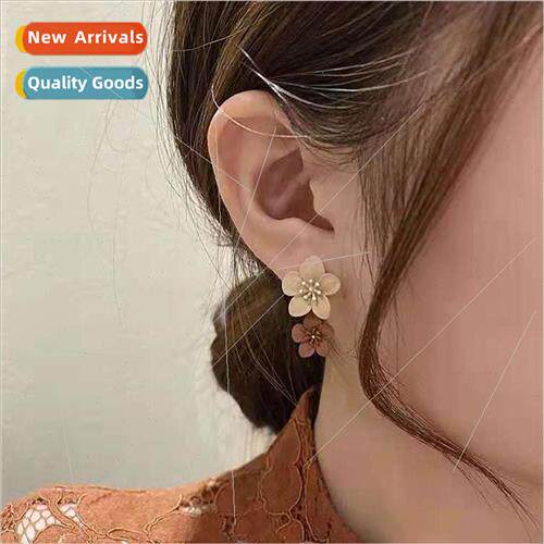 che color clash spray paint flower earrings female Korea sim