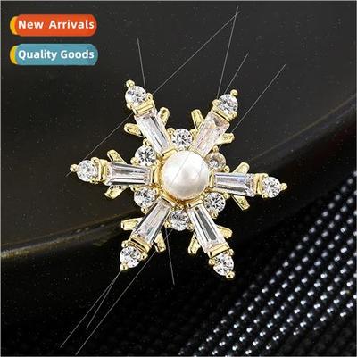 Su lapel pin upscale mini pearl snowflake brooch corsage ins