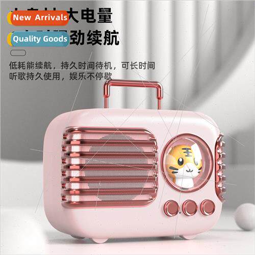 Creative new DW09 wireless bluetooth speaker cute retro stud