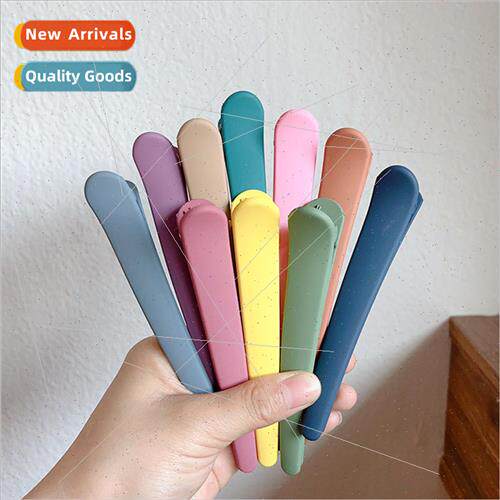 Large a word clip macaron hairpin whout trace bangs resin si