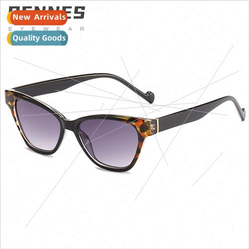 new Europe triangle cat eye sunglasses men women sunglasses