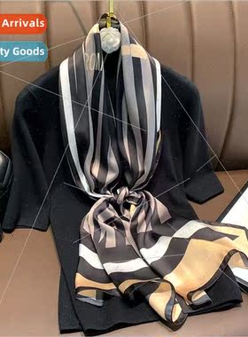 2021 new imation silk women thousbirds check silk scarf Kore