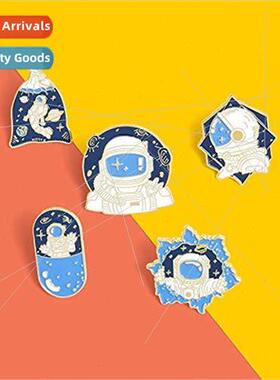 Cartoon creative astronaut series alloy brooch personalised