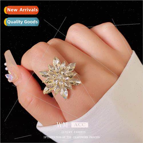 mple colorful diamond snowflake open ring wh index finger ri