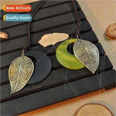 Korea Vintage terary Korean Velvet Wood Alloy Leaf Pendant P