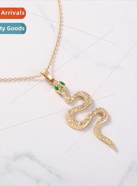 Creative mple Ethnic Animal Snake Diamonds Pendant Lockbone