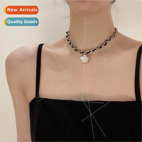 Whe Camellia Necklace Fashion Trend che Designs KTV Women Wr