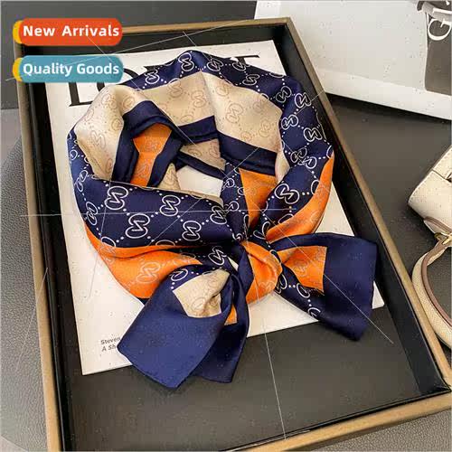 Korean  three-color splicing letters plaid age reduction sim