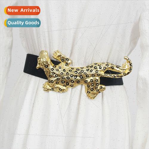 2023 Heavy Antique Feeling Too Delicate Metallic Gold Engrav
