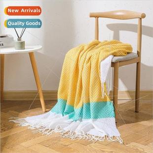 simple condioning woven air B&B blanket Scandinavian