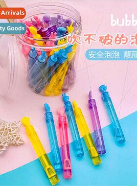 Children blowing unbreakable bubble water mini bubble blower