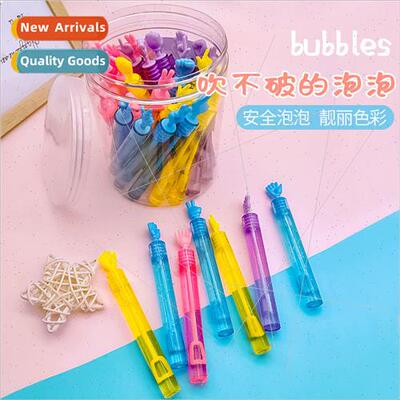 Children blowing unbreakable bubble water mini bubble blower