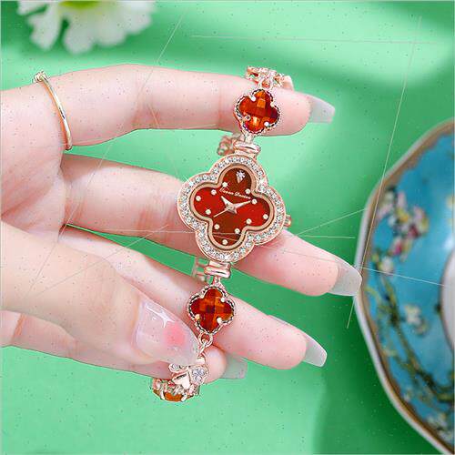 Alloy Fashion Four Leaf Clover Decoration Ladies Watch Women