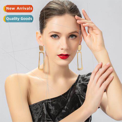 Europe earrings geometric fashion versatile medium-length wo