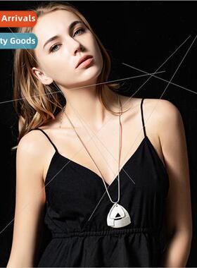 New necklaces Europe hundred matching long necklace ins prem