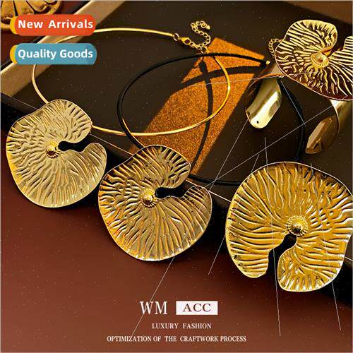 Europe irregular round necklace metal collarbone chain niche