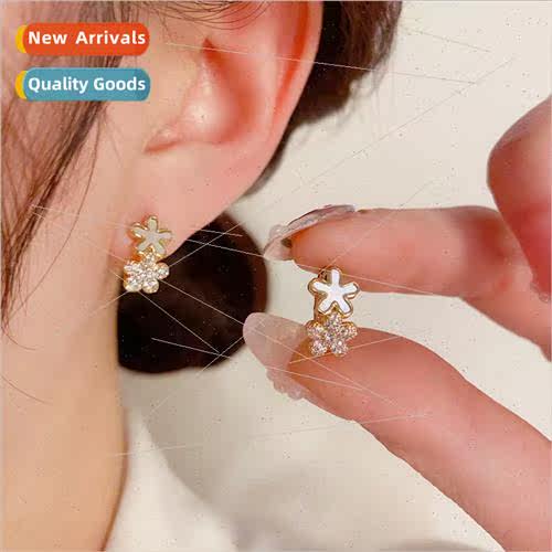 Fashion shell flower earrings earrings buckle 2023 new niche